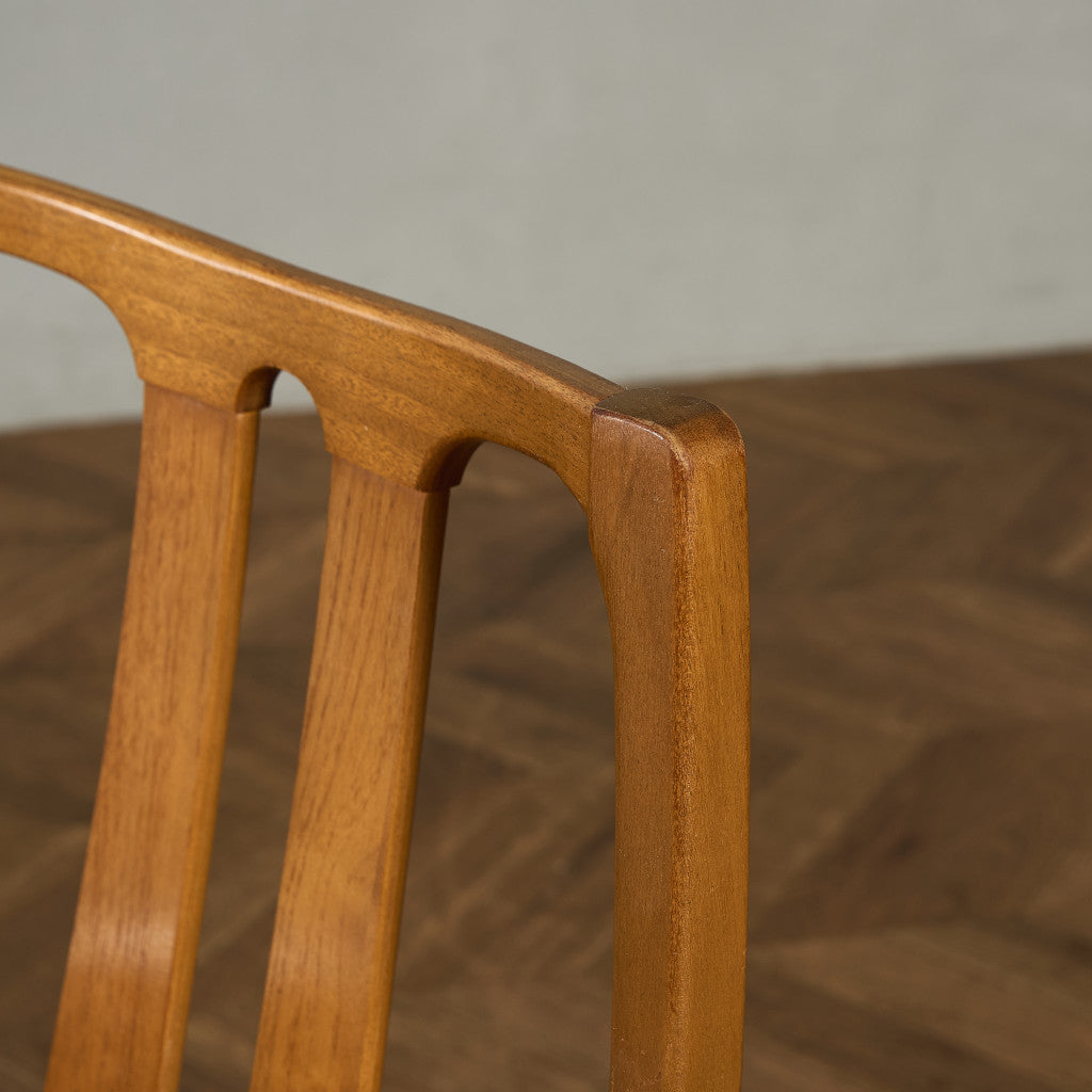 ダイニングアームチェア 座面張替え済み