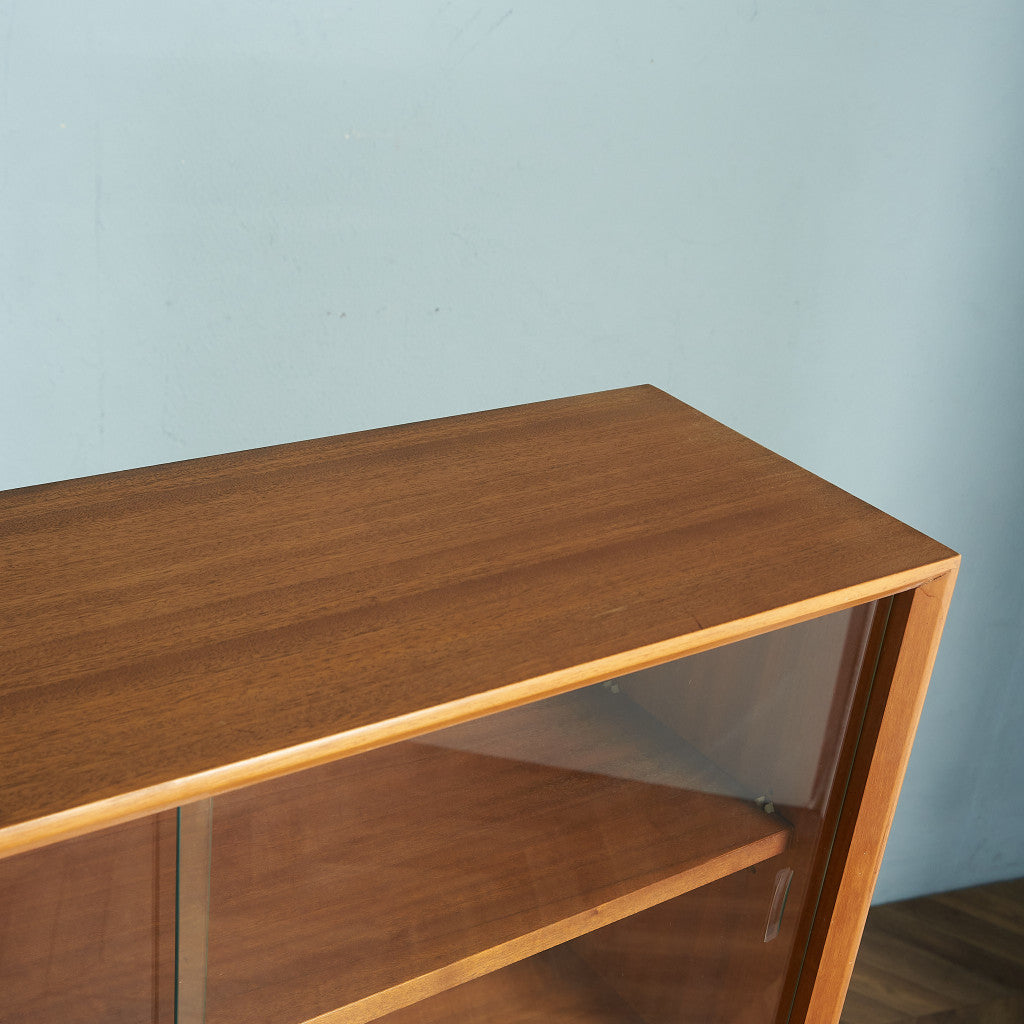 ヴィンテージ ガラスキャビネット