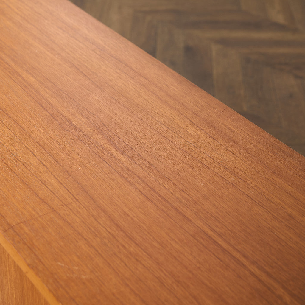 英国 ヴィンテージ キャビネット