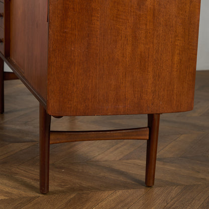 イギリス ヴィンテージ サイドボード