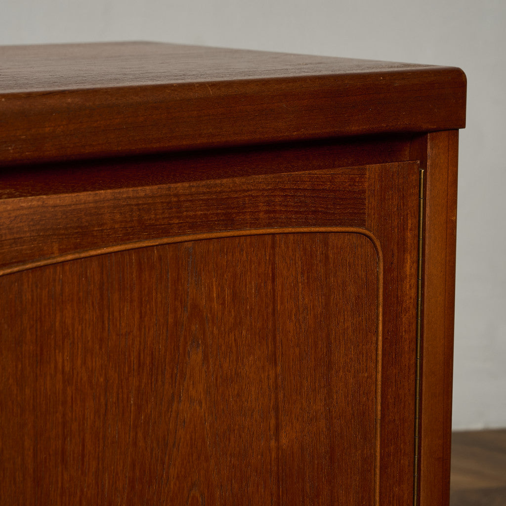 ヴィンテージ サイドボード