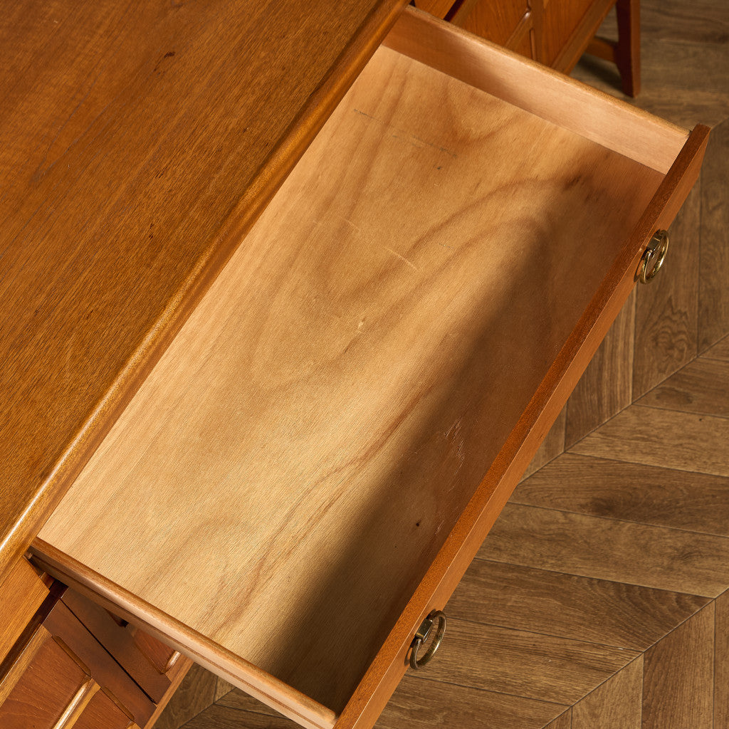 十字扉 ヴィンテージ サイドボード