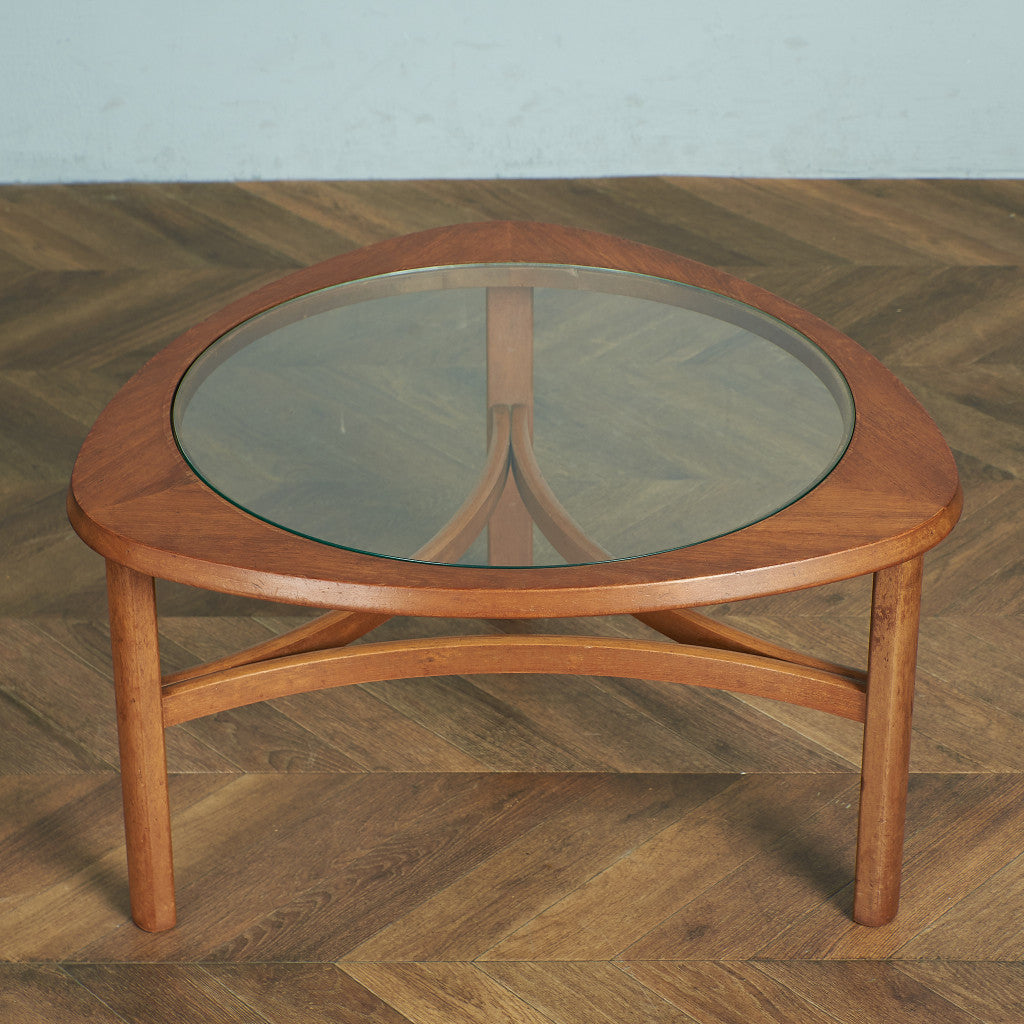 ヴィンテージ トライアングル ガラストップテーブル