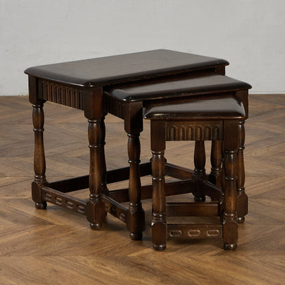 Priory オーク材 ネストテーブル