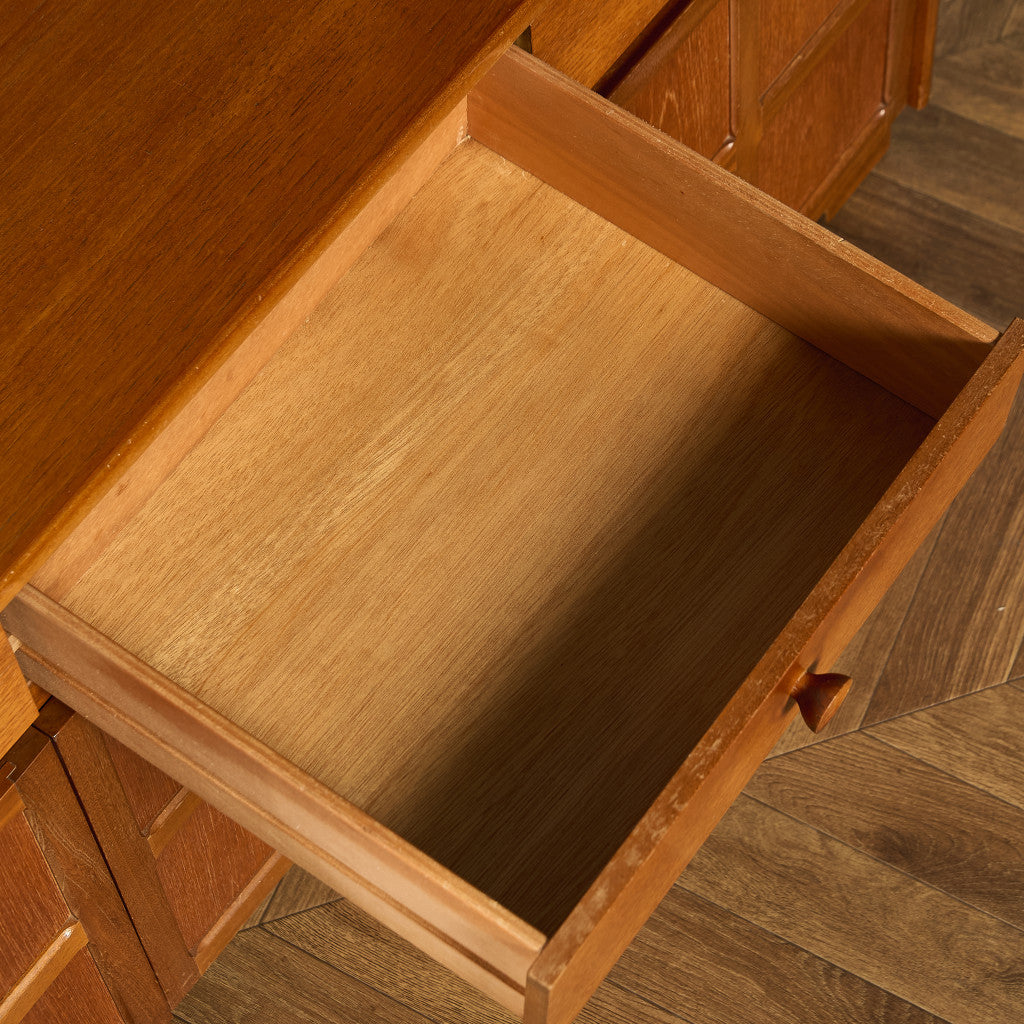 ヴィンテージ ハイサイドボード