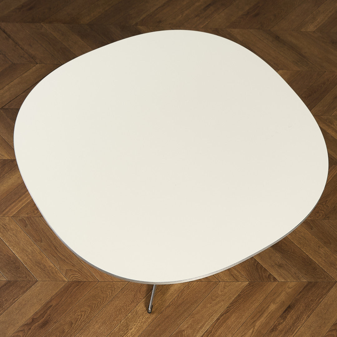 フリッツ・ハンセン Fritz Hansen A603 Super-circular Table スーパー
