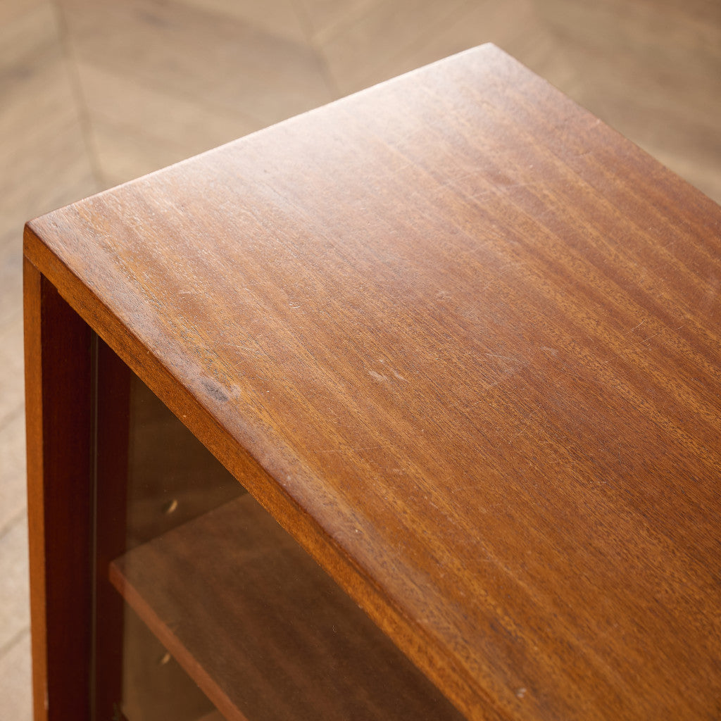 モーリス オブ グラスゴー Morris of Glasgow Cumbrae ヴィンテージ ナロー ガラス ブックケース 食器棚 #94361