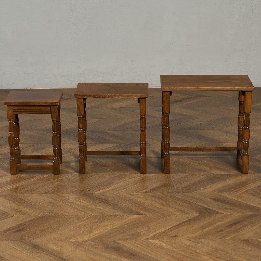 英国 クラシック ネストテーブル