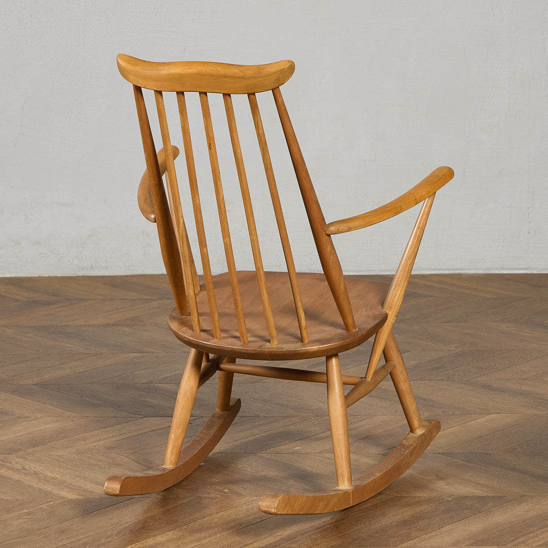 ヴィンテージ ゴールドスミスロッキングチェア