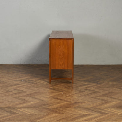 十字扉 ヴィンテージ サイドボード