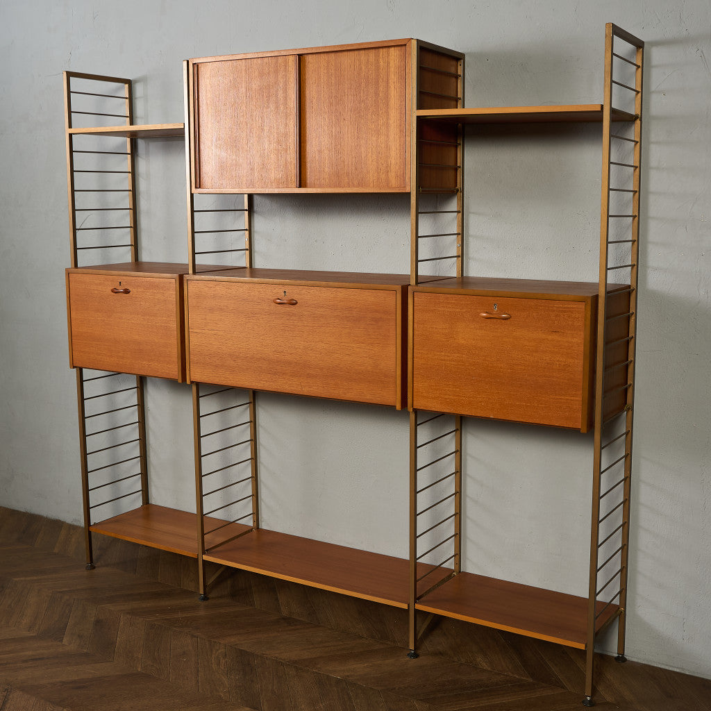 ウォールユニット