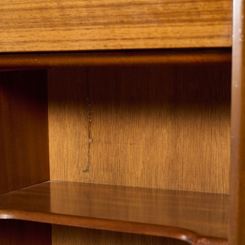 ヴィンテージ ナロー ガラスキャビネット ブックケース