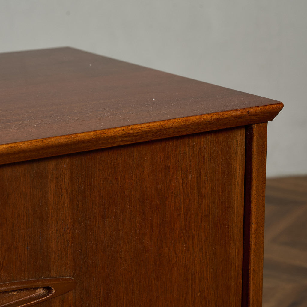 ヴィンテージ サイドボード