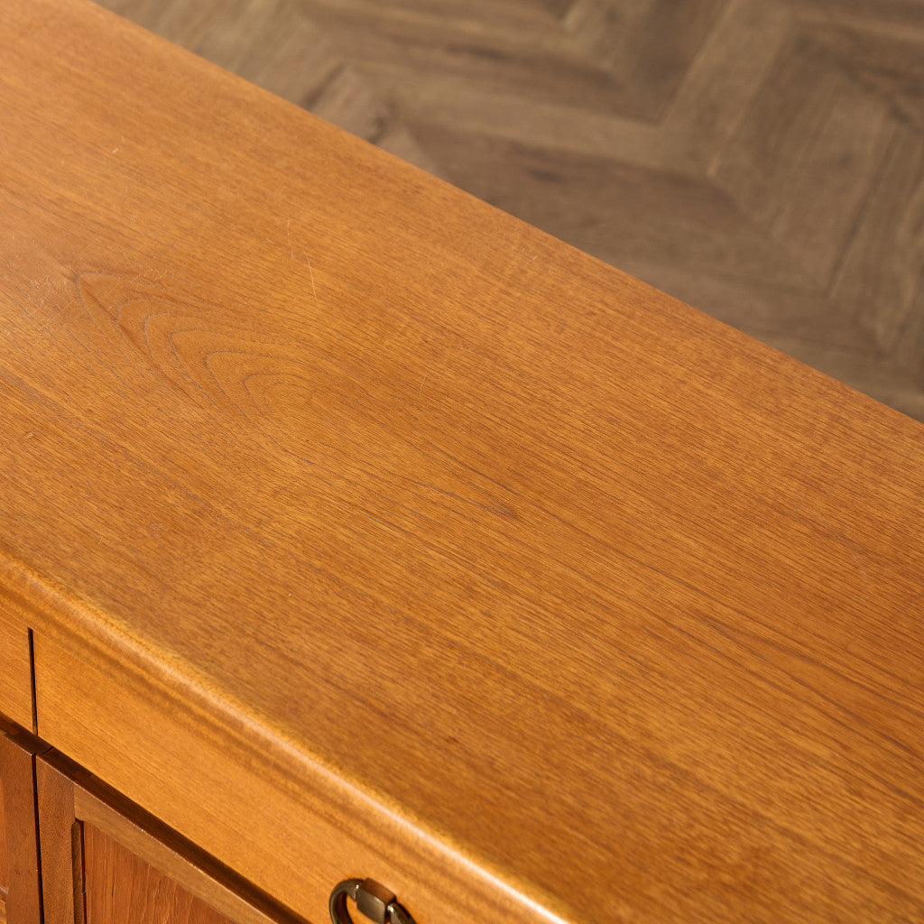 十字扉 ヴィンテージ サイドボード