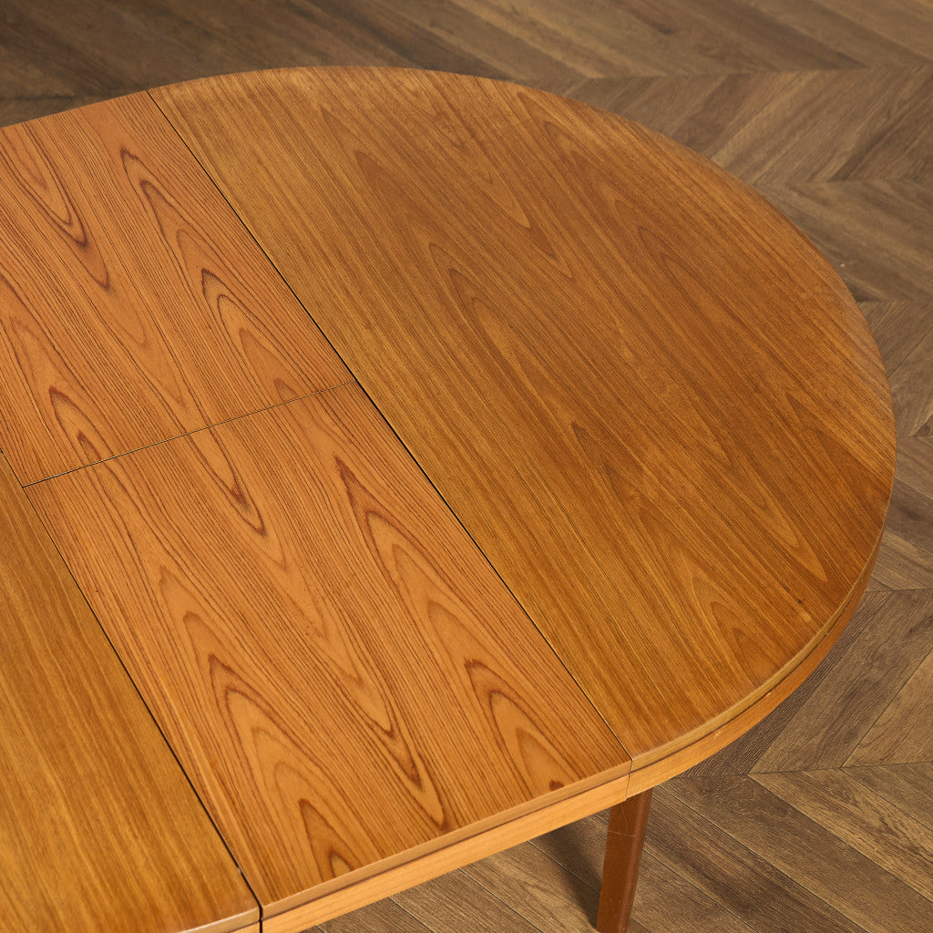 英国 ヴィンテージ エクステンション ラウンド ダイニングテーブル