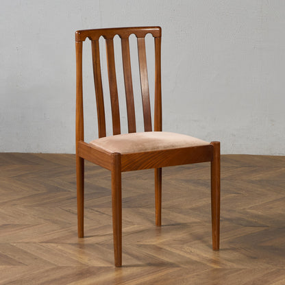 スラットバックチェア