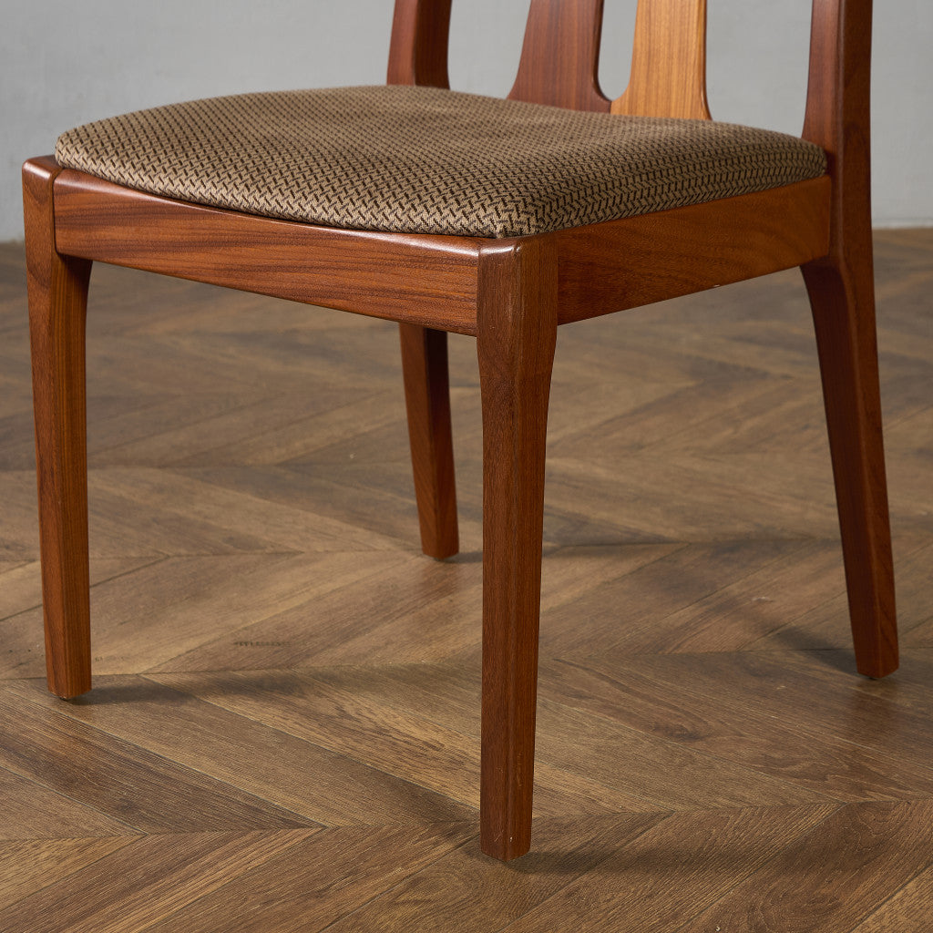 ダイニングチェア