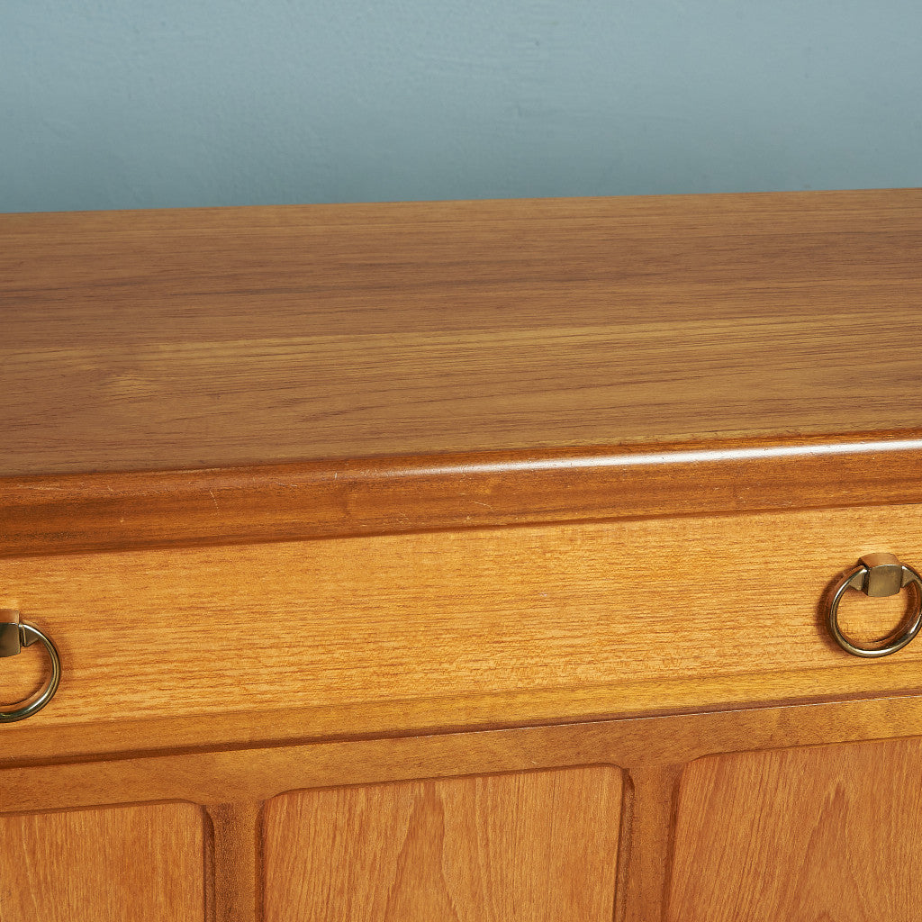 十字扉 ヴィンテージ サイドボード