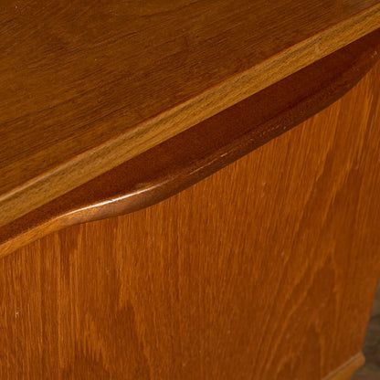 A Quinn (Sales) Ltd ヴィンテージ ウォールユニット