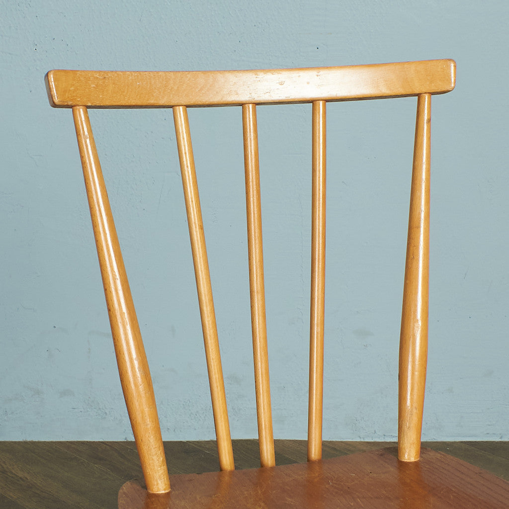 スティックバックチェア