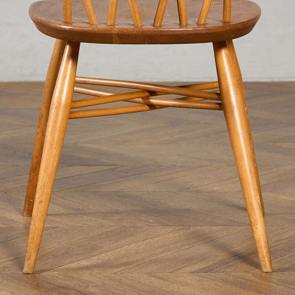 ラティスドチェア