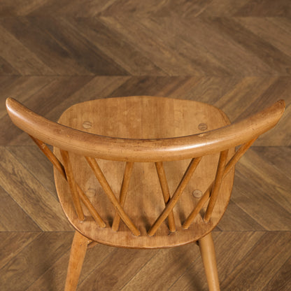 ラティスドチェア