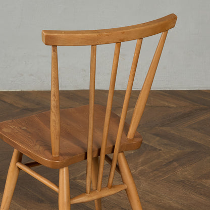 スティックバックチェア