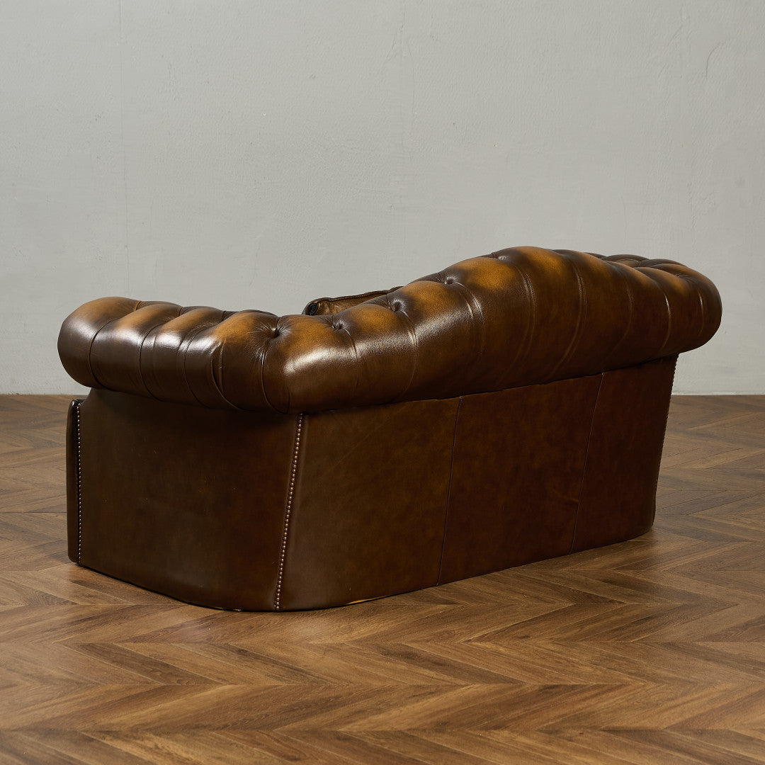 英国 クラシック チェスターフィールド ソファ