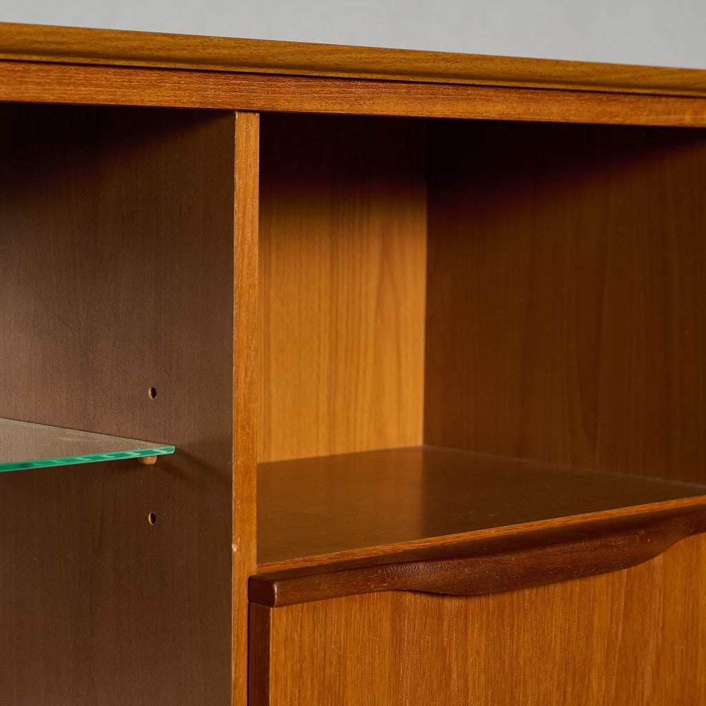 A Quinn (Sales) Ltd ヴィンテージ ウォールユニット