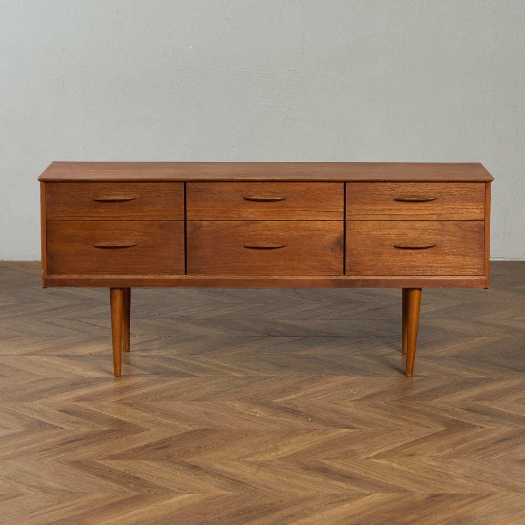 イギリス ヴィンテージ サイドボード