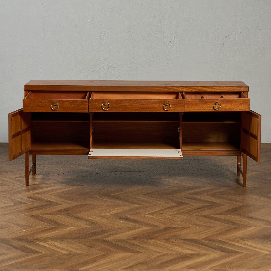 十字扉 ヴィンテージ サイドボード