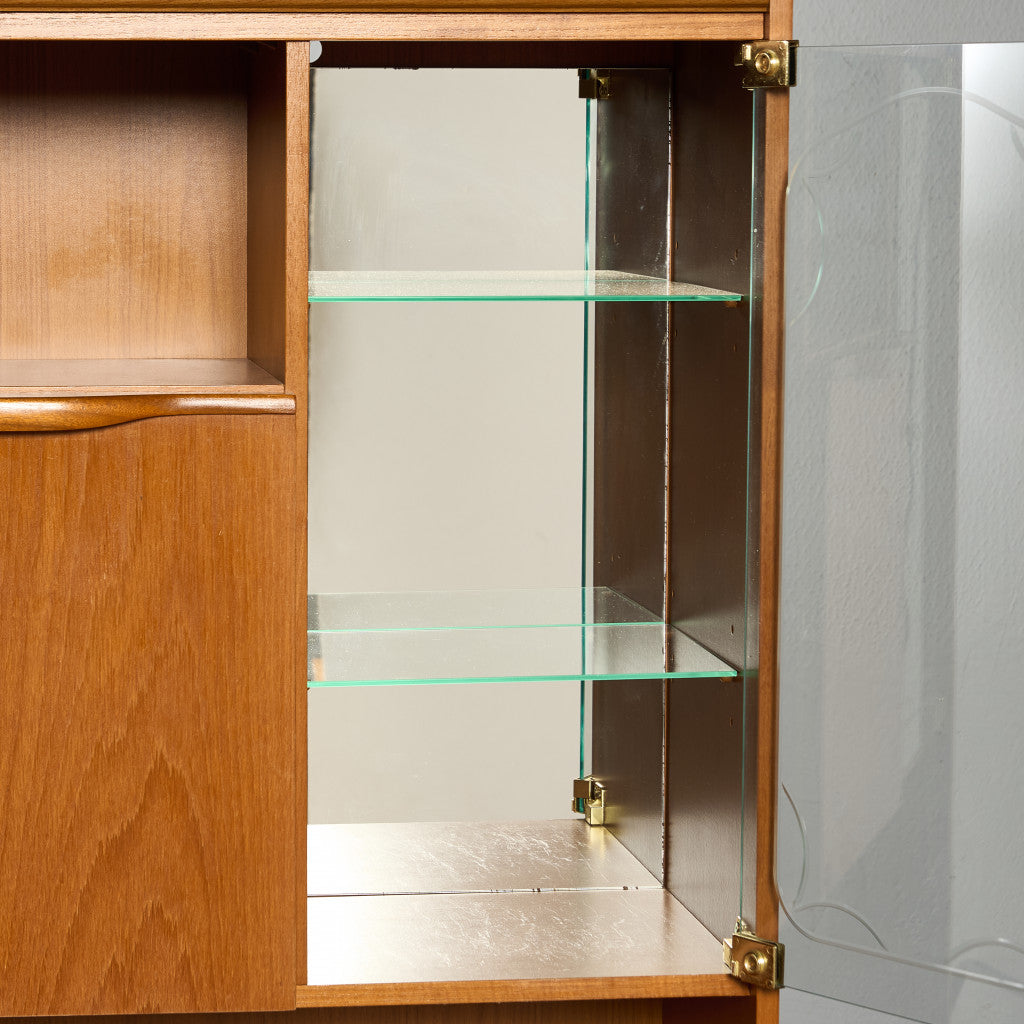 A Quinn (Sales) Ltd ヴィンテージ ウォールユニット