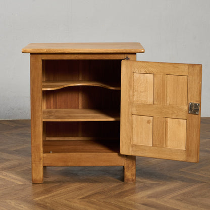 英国 クラシック キャビネット