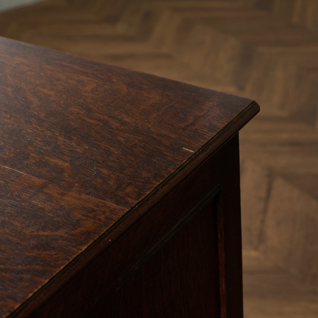 英国 クラシック コートカップボード