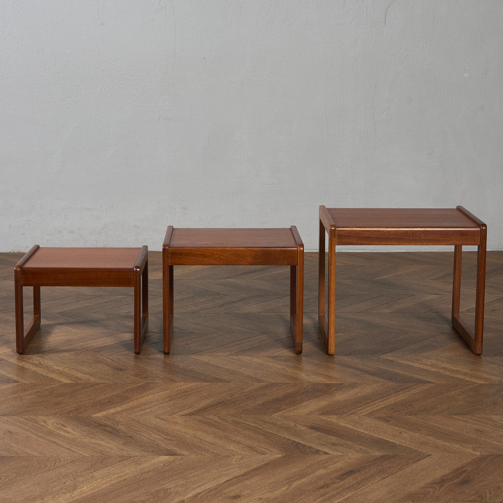 ヴィンテージ ネストテーブル