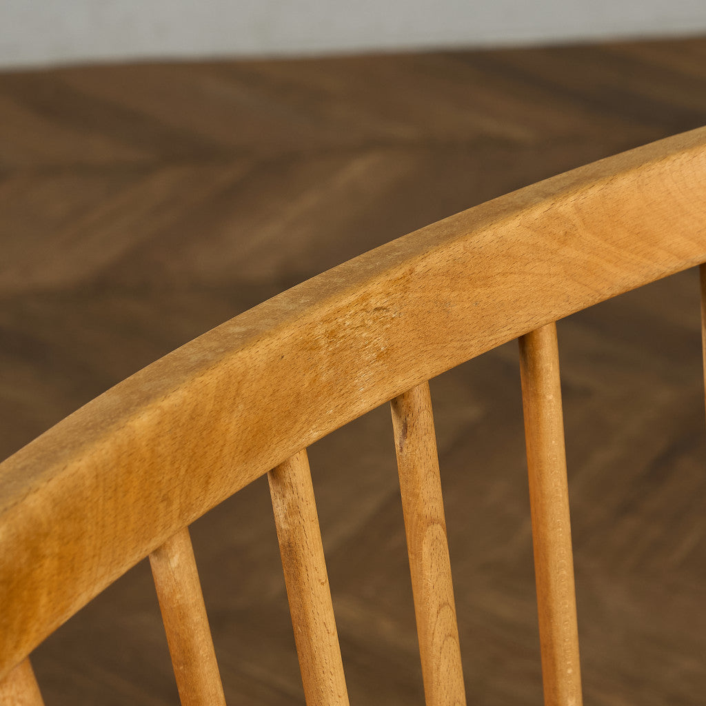 ヴィンテージ スティックバック ハイバックチェア