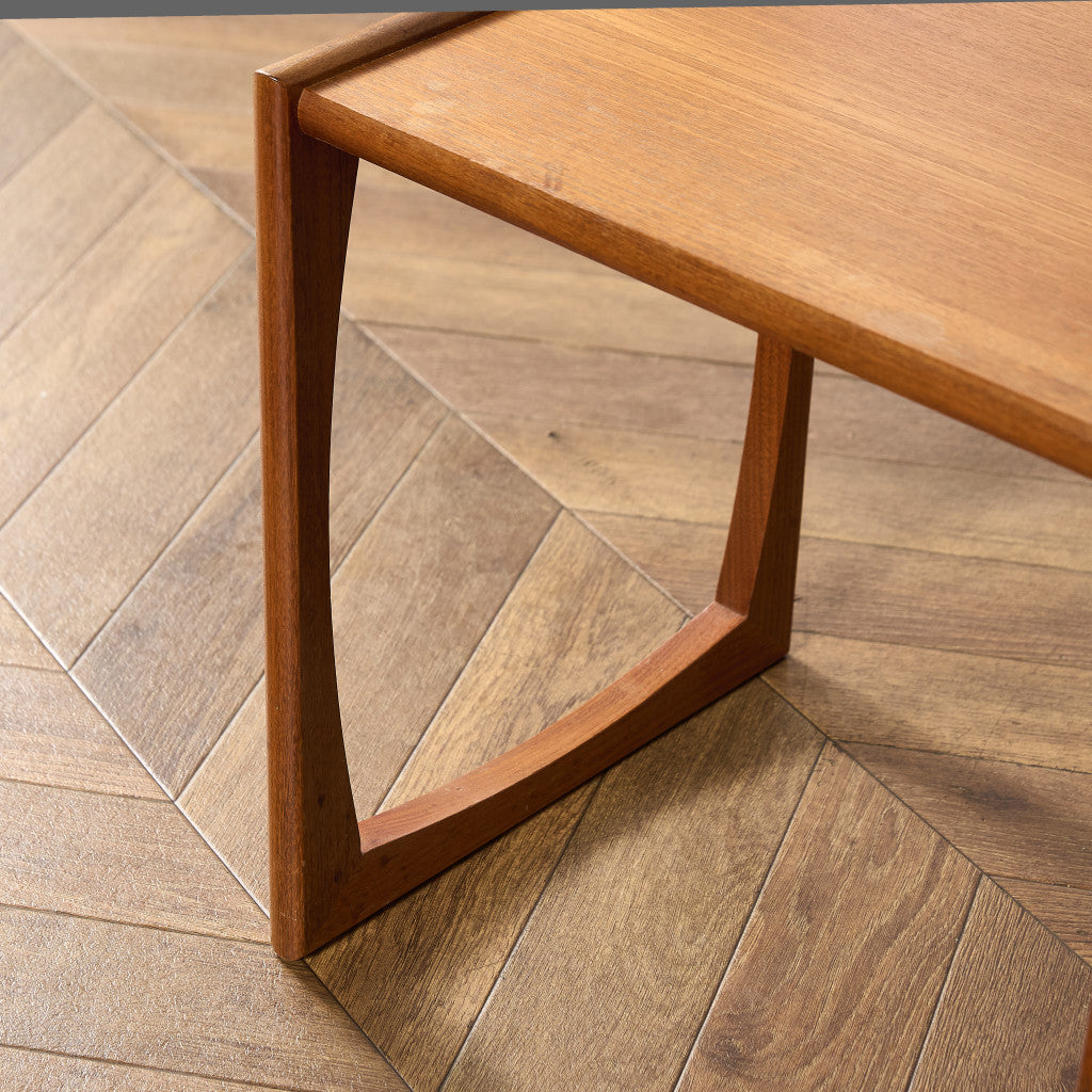 Quadrille ヴィンテージ ネストテーブル