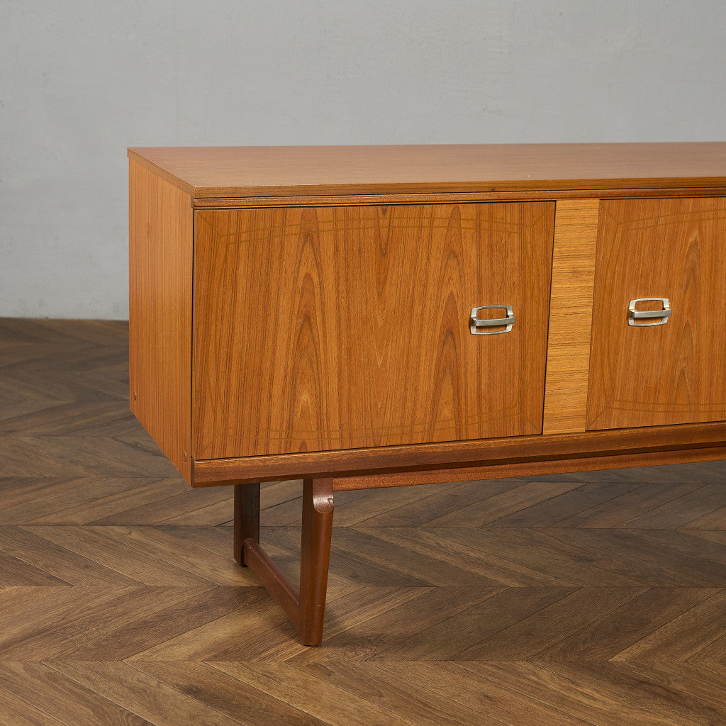 ヴィンテージ サイドボード