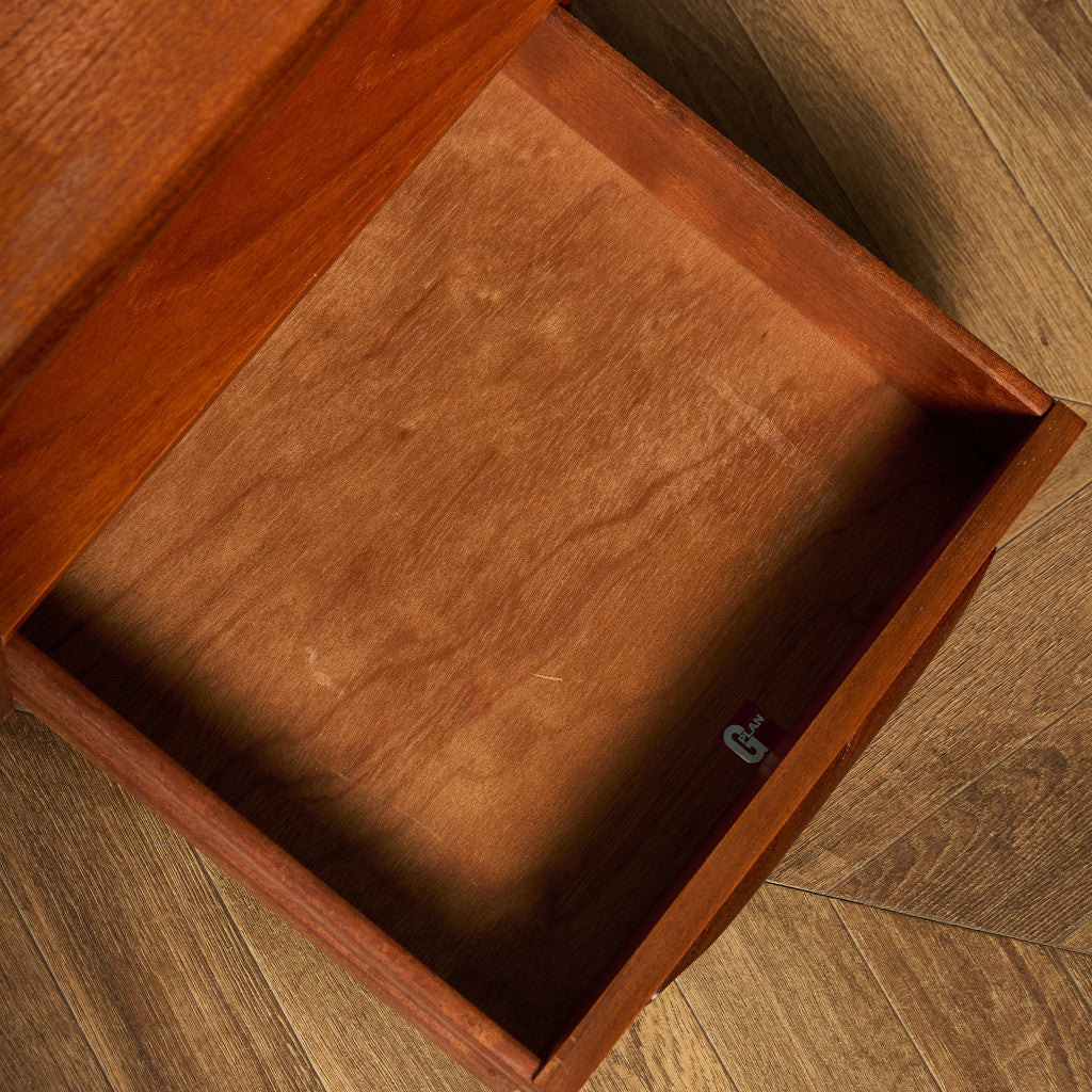 Fresco ナイトテーブル