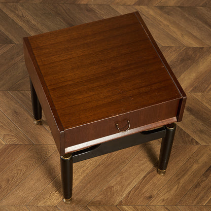 Tola&black ベッドサイドテーブル 206