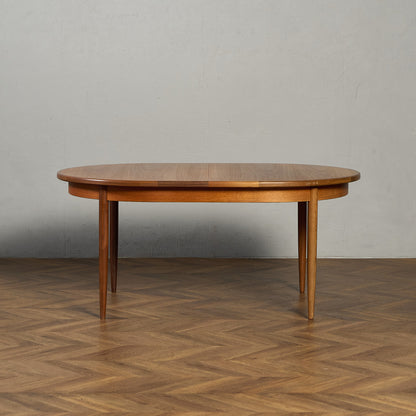 ヴィンテージ エクステンション オーバルダイニングテーブル