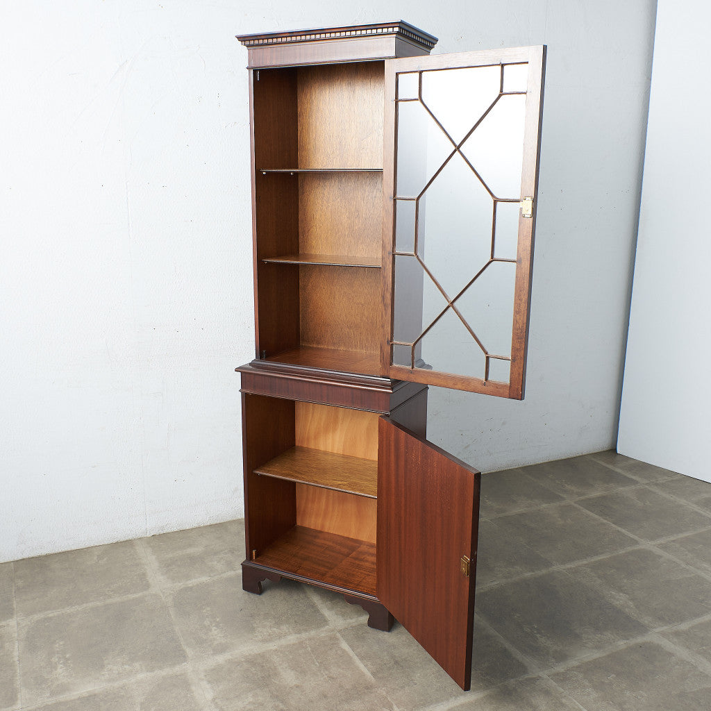 [67258] British Edwardian Bookcase