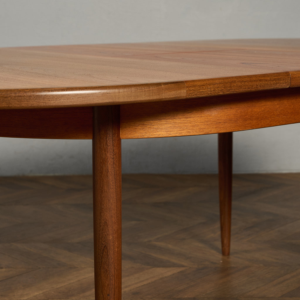 ヴィンテージ エクステンション オーバルダイニングテーブル