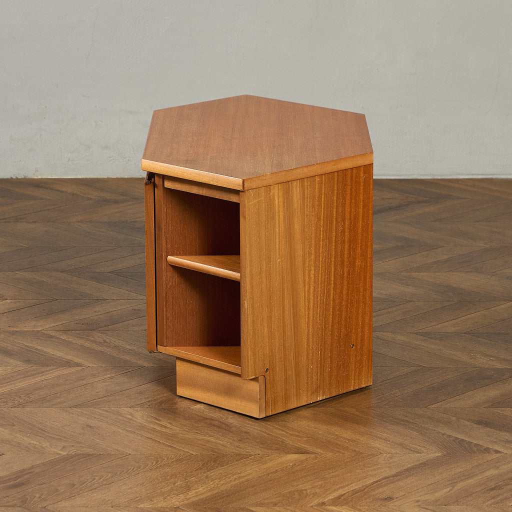 ヴィンテージ コーナー AVボード