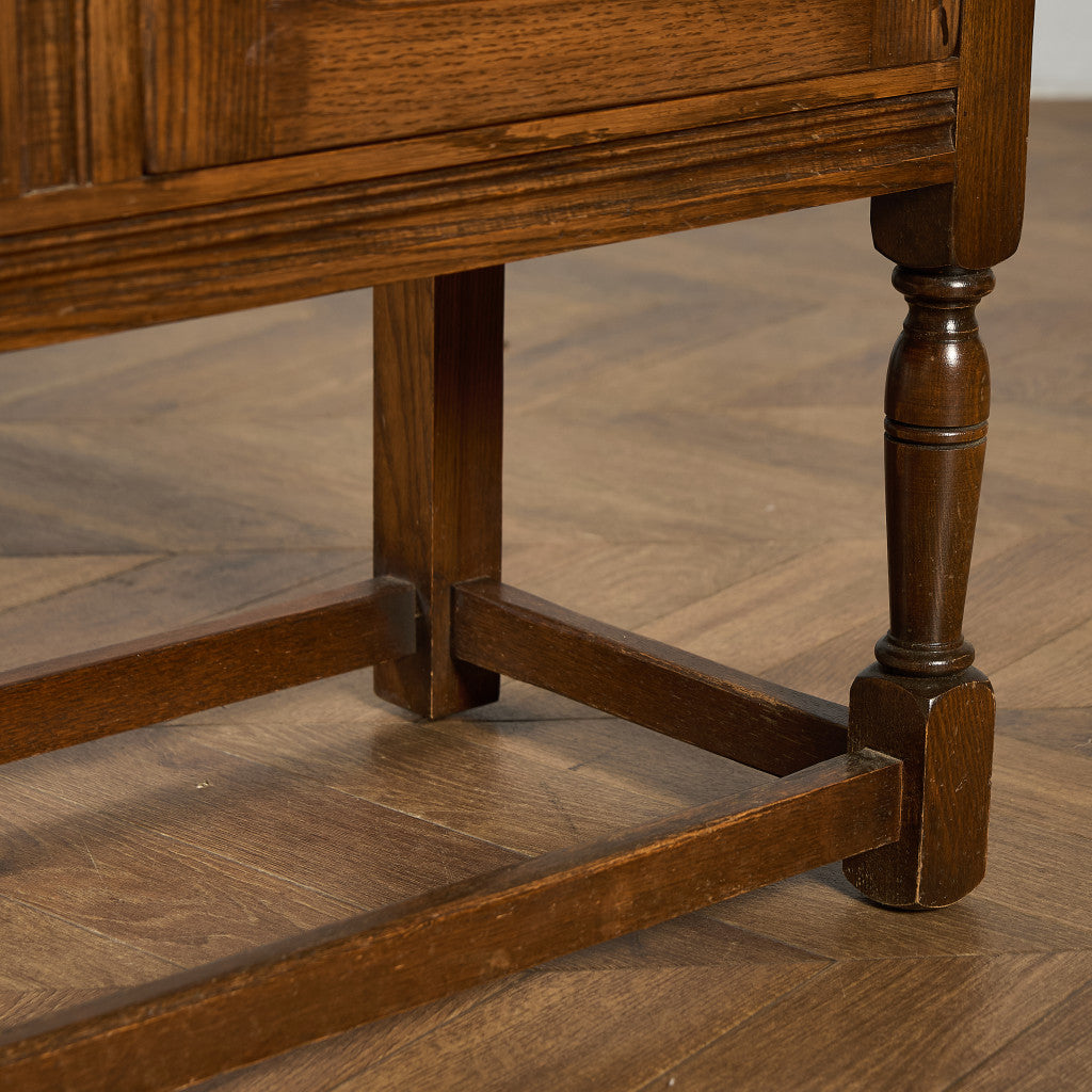 英国 クラシック 拡張天板付き サイドボード