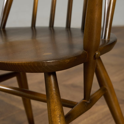 ヴィンテージ クエーカー アームチェア ラウンドゴールドラベル