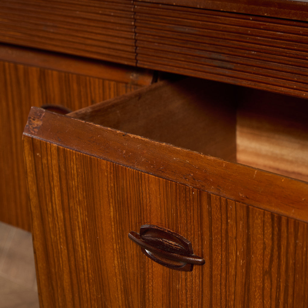 ヴィンテージ サイドボード