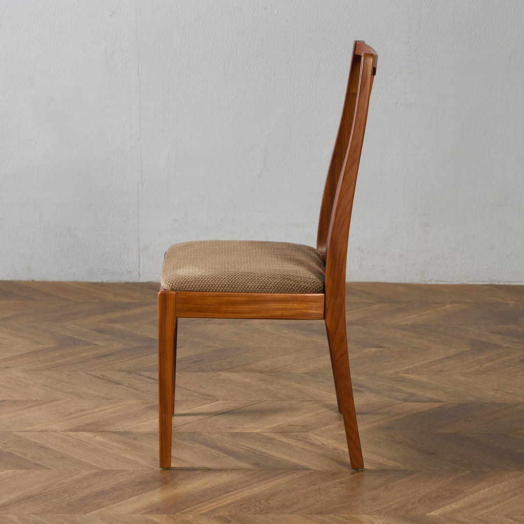 ダイニングチェア