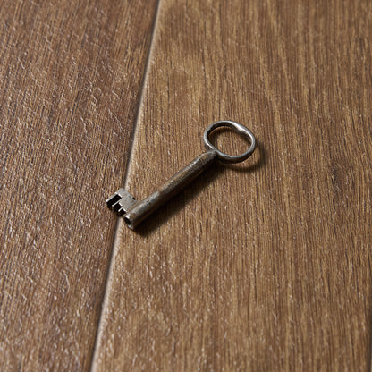 Alfred Allen コートカップボード