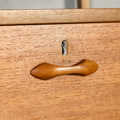 ウォールユニット